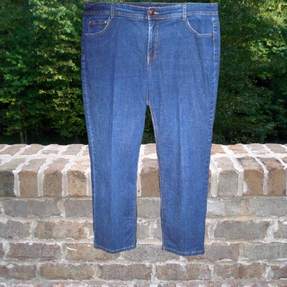 Charter Club Jeans Slim it Up Woman Petite - Size 18WP - Picture 1 of 2